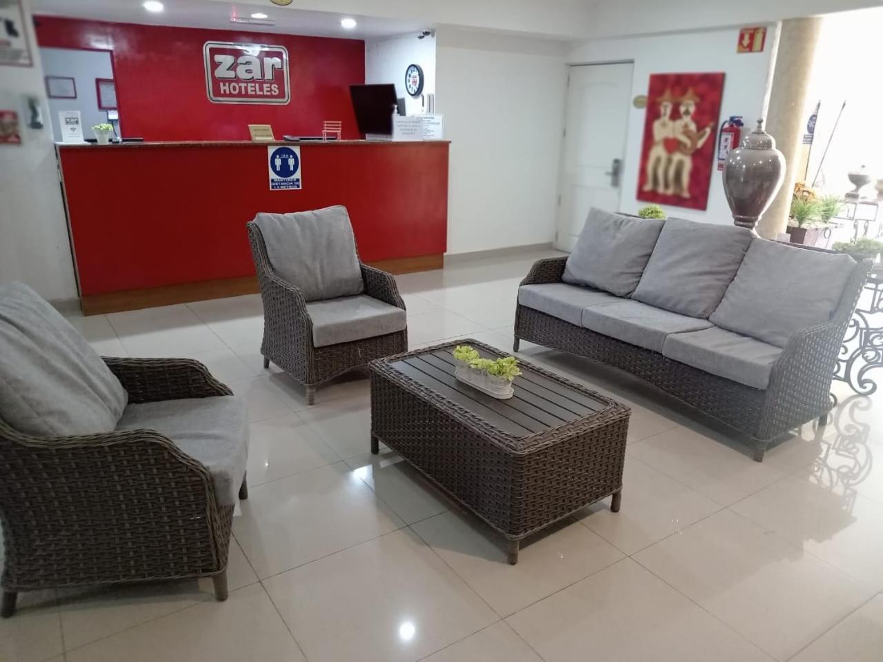 Hotel Zar Guadalajara La Venta del Astillero Exterior foto